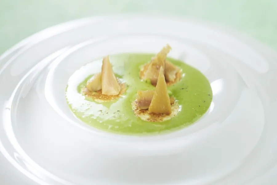 Blinis de pommes de terre, reblochon, cressonnière et hareng fumé