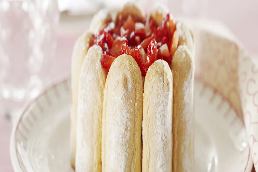 Charlotte aux fraises