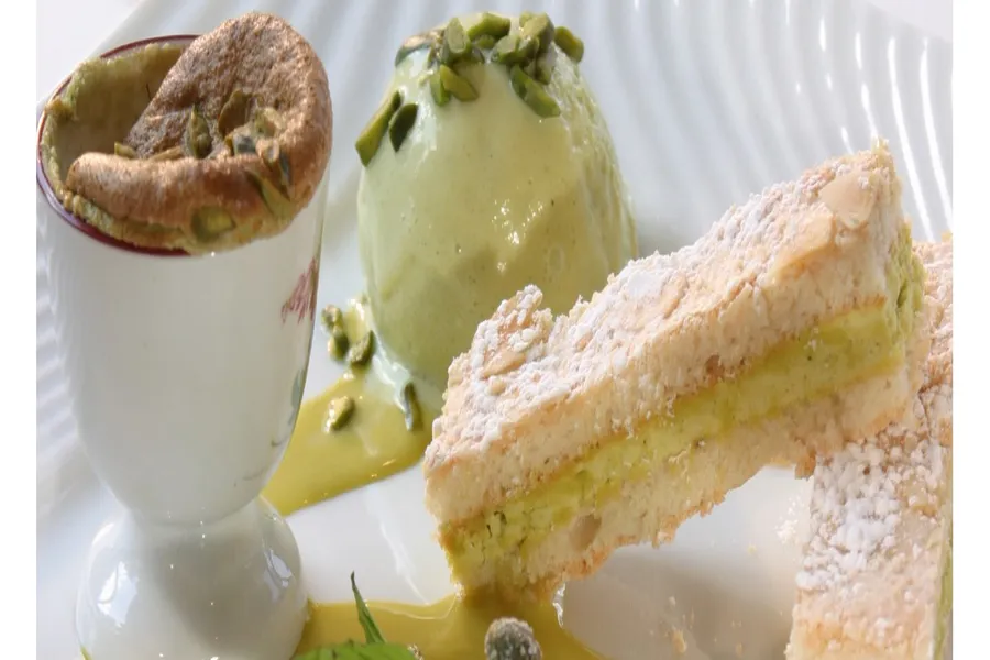 Gâteau russe à la pistache à la façon de dax