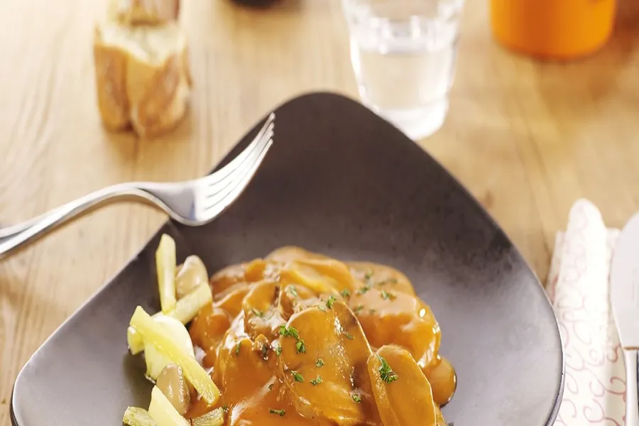 Langue de bœuf, sauce piquante