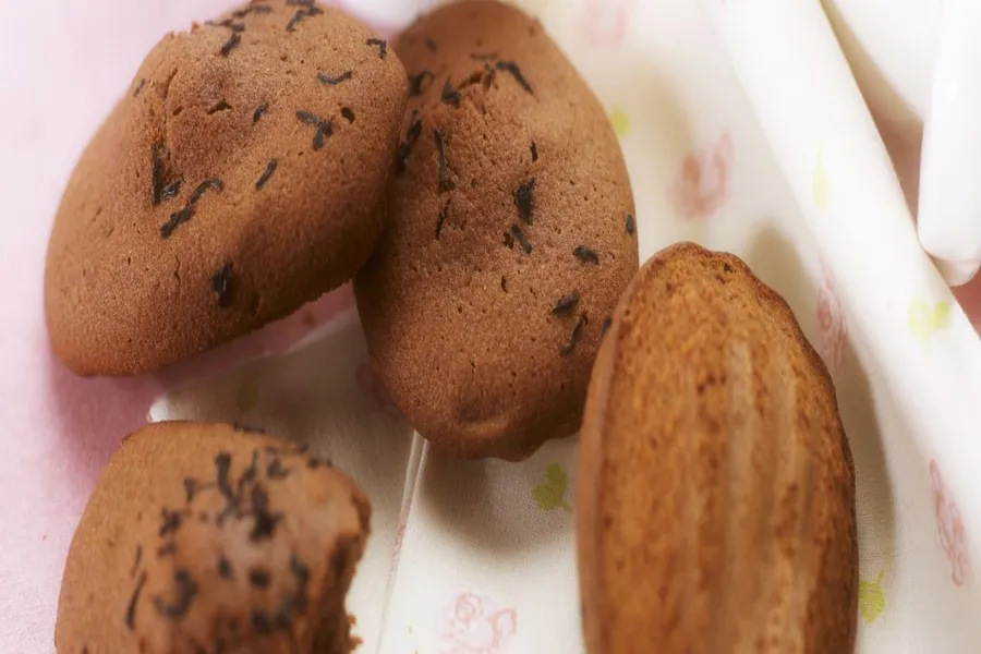 Madeleines tièdes au chocolat