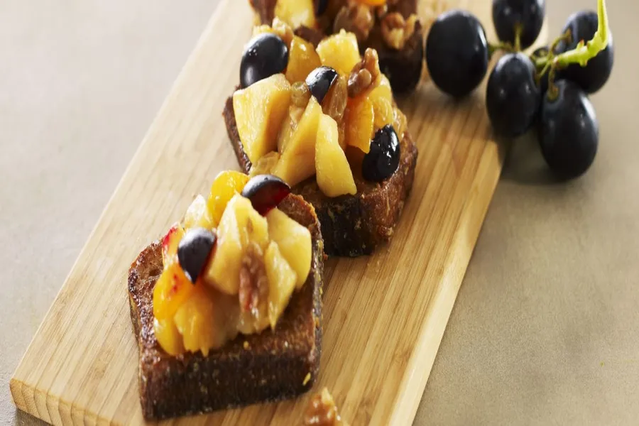 Pain perdu aux épices, compote de vieux garçon