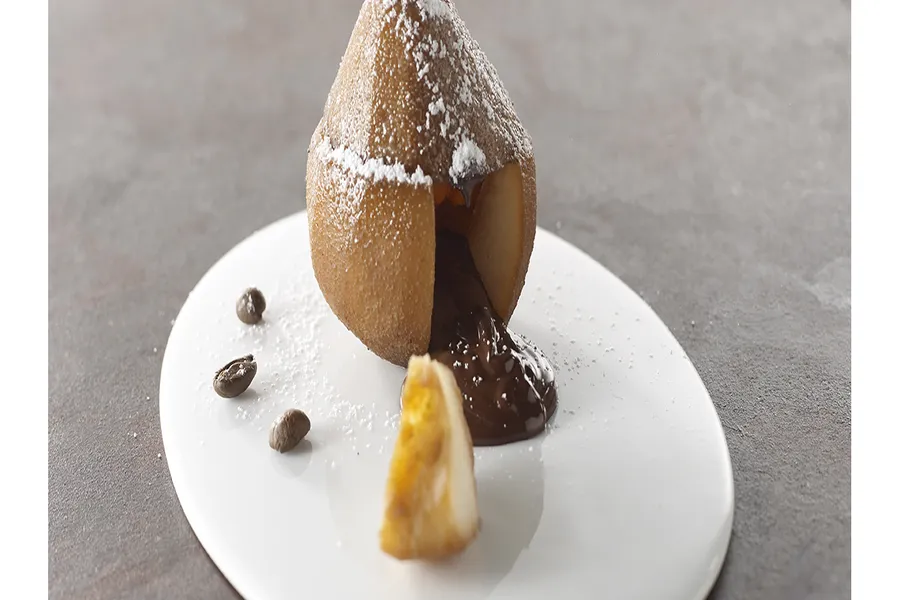 Poires cuites au café, coulant au chocolat