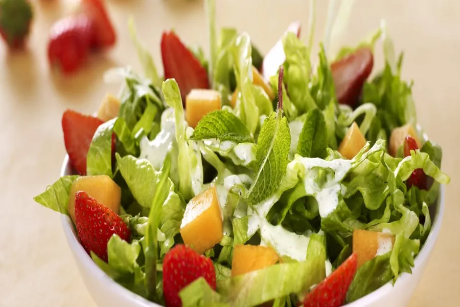 Salade de melon aux fraises