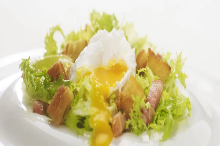 Salade lyonnaise