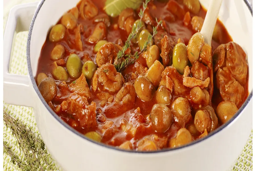 Sauté de veau aux olives vertes