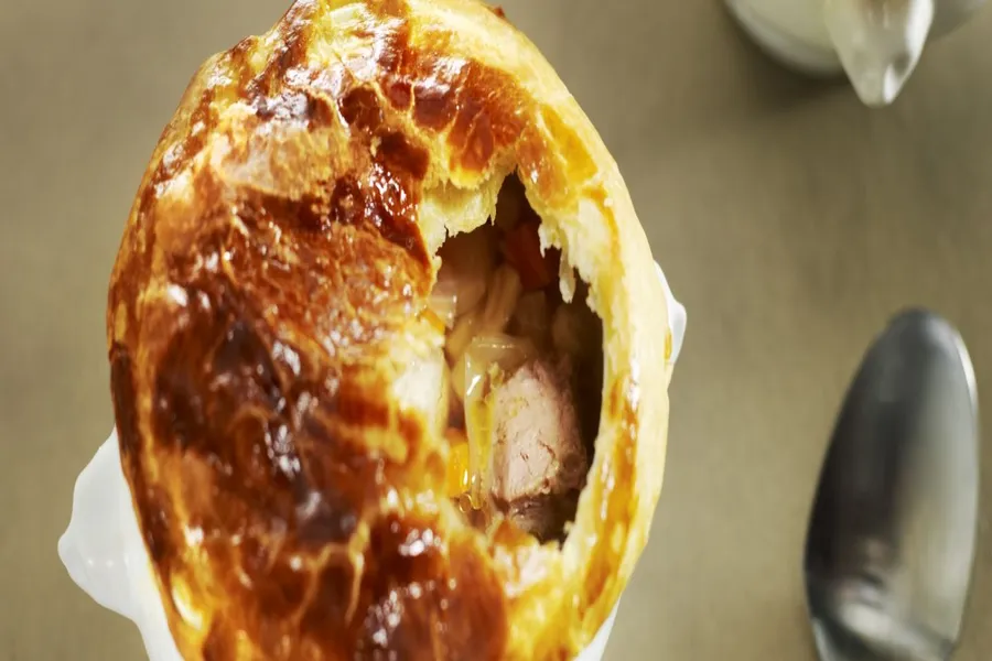 Soupe de foie gras en montgolfière