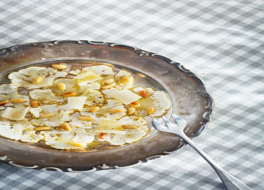 Chou-fleur en carpaccio