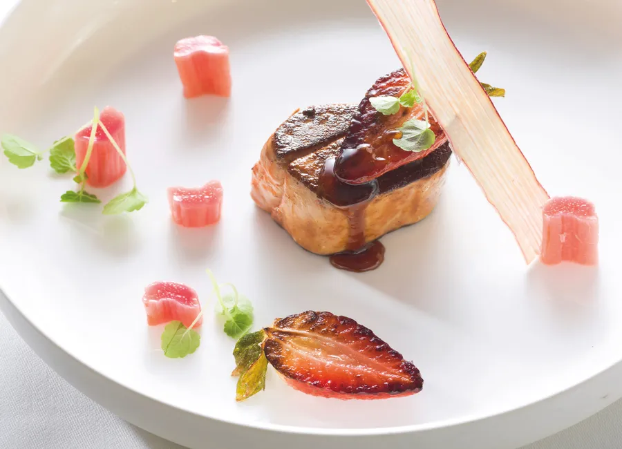 Fraise, rhubarbe, foie gras