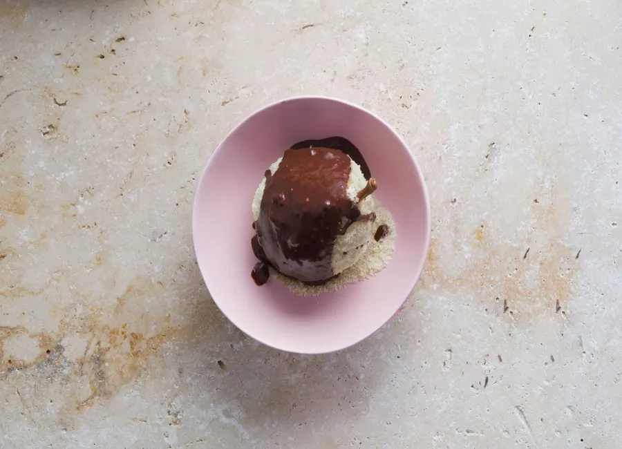 Poire façon belle-hélène