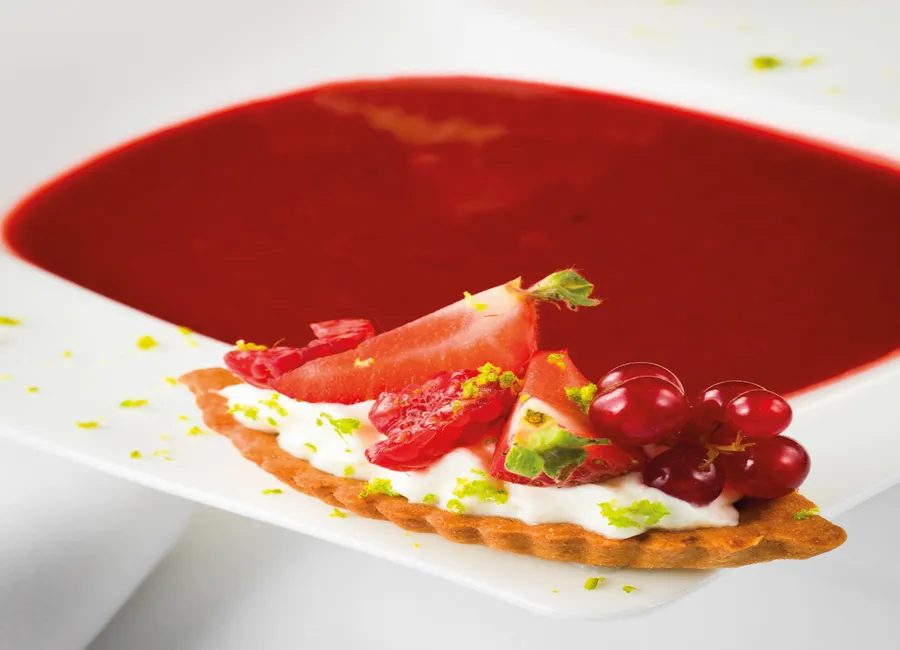 Soupe de fruit rouge au combava