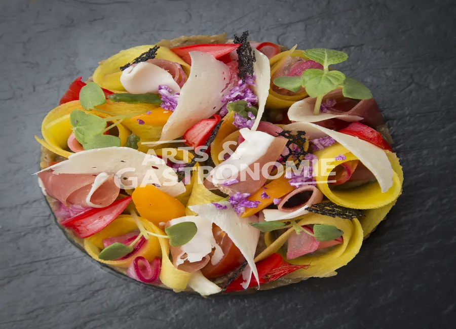 Pickles, meli-melo de légumes croquants et jambon du morvan