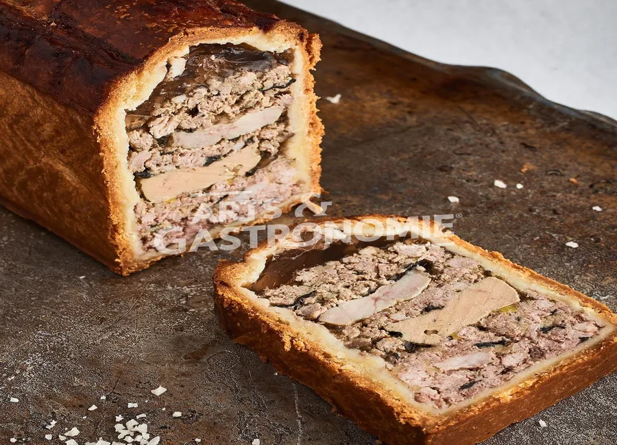 Pâté en croûte de foie gras de canard