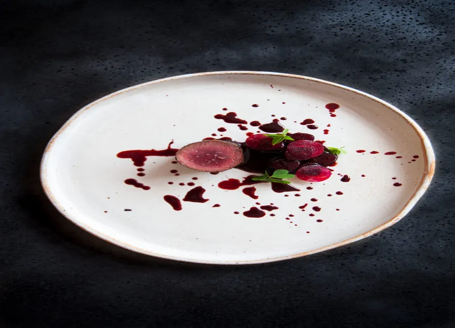 Chevreuil à la goutte de sang, betterave