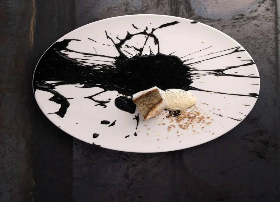 Saint-pierre, sésame noir et riz croustillant