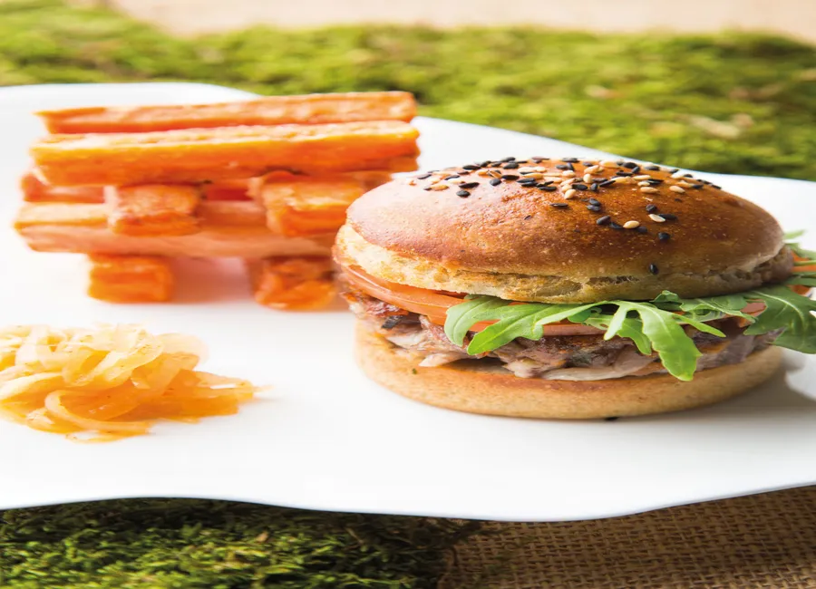 Burger petit salé aux lentilles