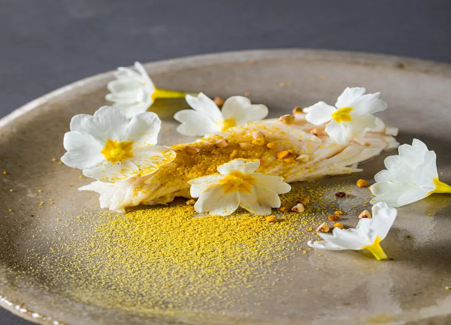 Omble chevalier aux amandes