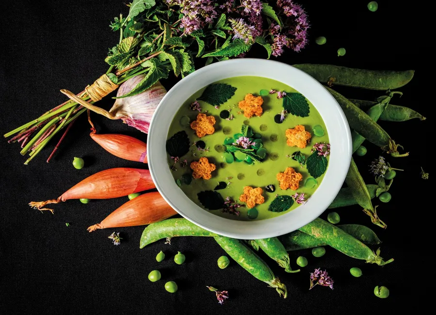 Velouté de petits pois au miso