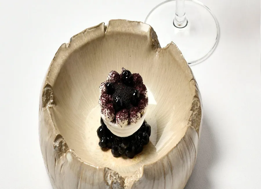Tout l’esprit du pavlova aux myrtilles sauvages