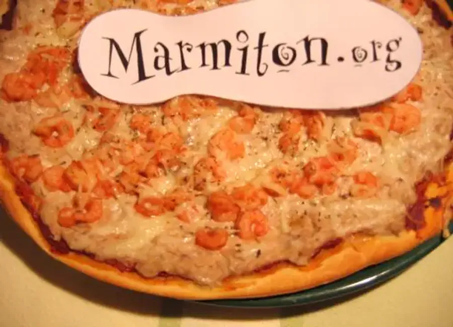 Pizza au thon et aux crevettes