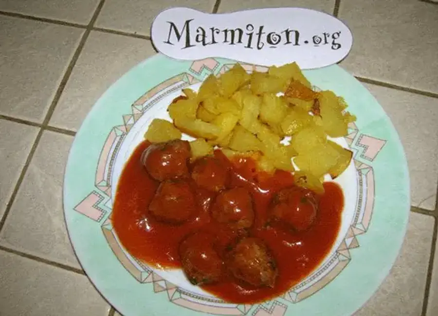 Fricadelles sauce piquante