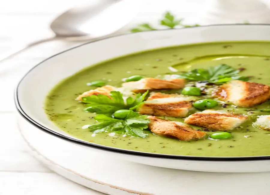 Velouté glacé de menthe et petits pois au companion
