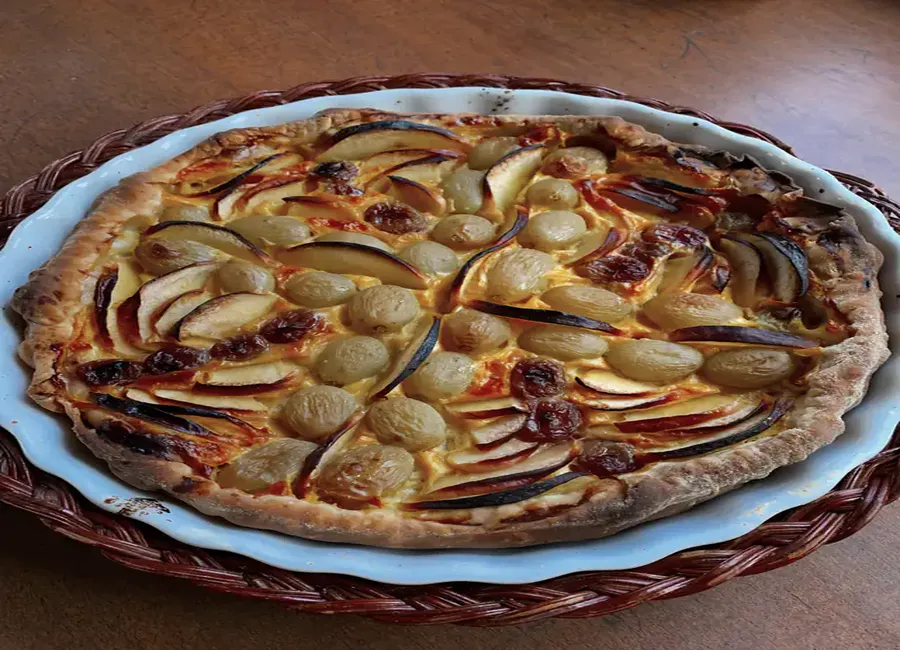 Tarte feuilletée aux raisins et figues