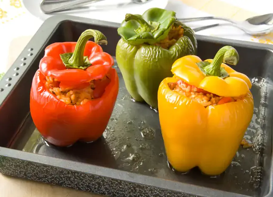 Poivrons farcis thon tomate fromage blanc