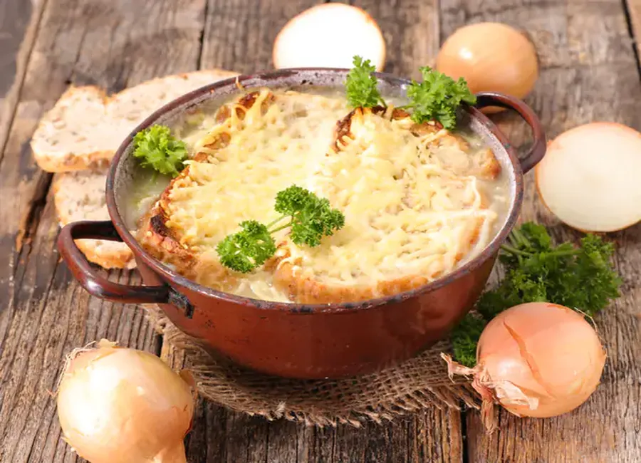 Soupe à l'oignon au monsieur cuisine
