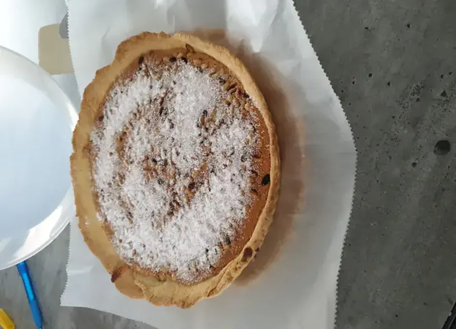 Tarte aux pignons et sa frangipane