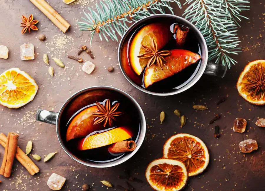 Vin chaud aux épices au companion