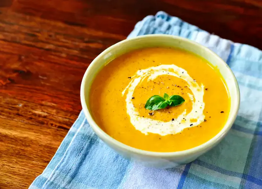 Velouté de butternut et châtaignes