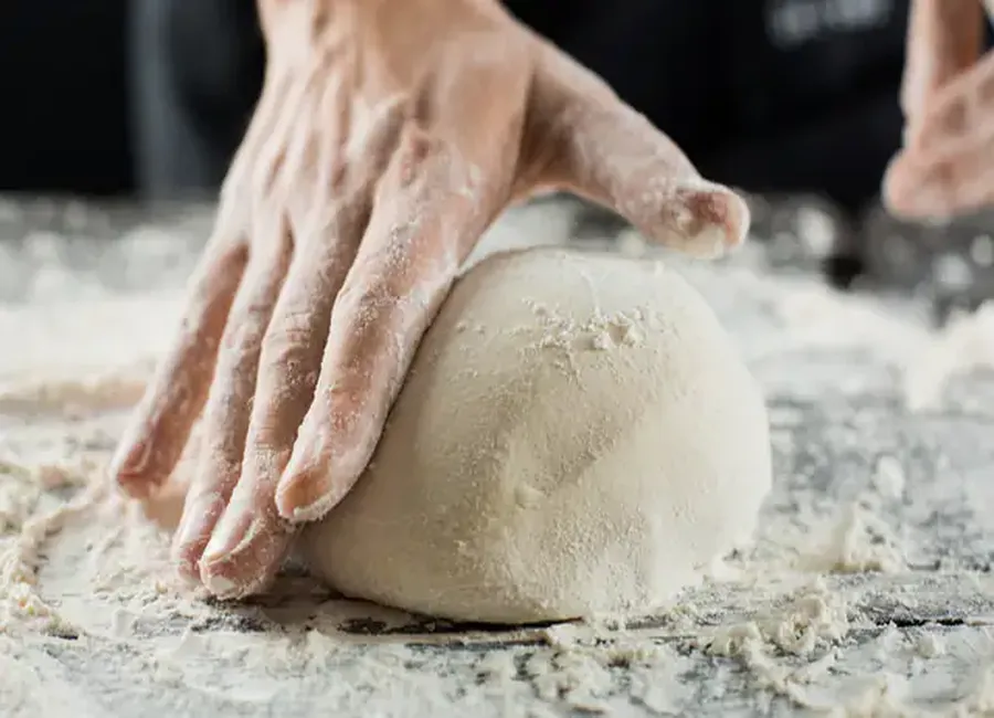 Pâte à pizza épaisse au monsieur cuisine