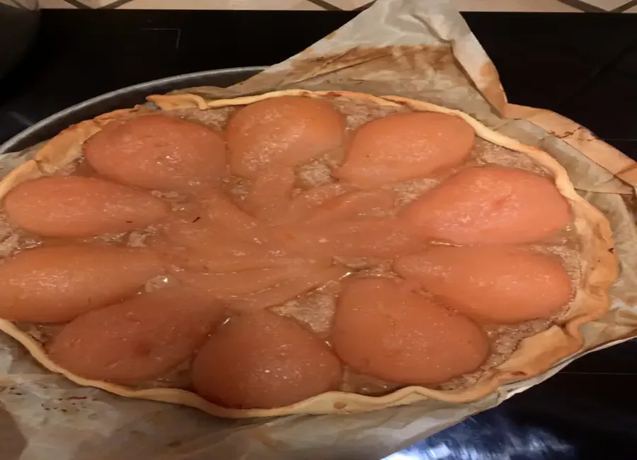 Tarte aux poires à la crème d'amandes