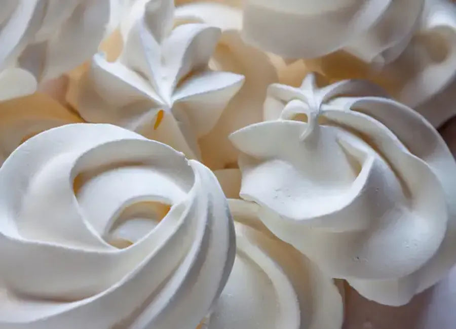 Meringues au cooking chef