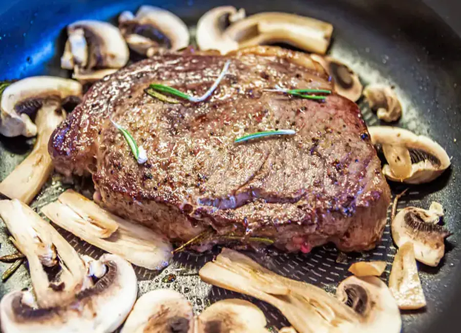 Rôti de veau en cocotte aux champignons au monsieur cuisine