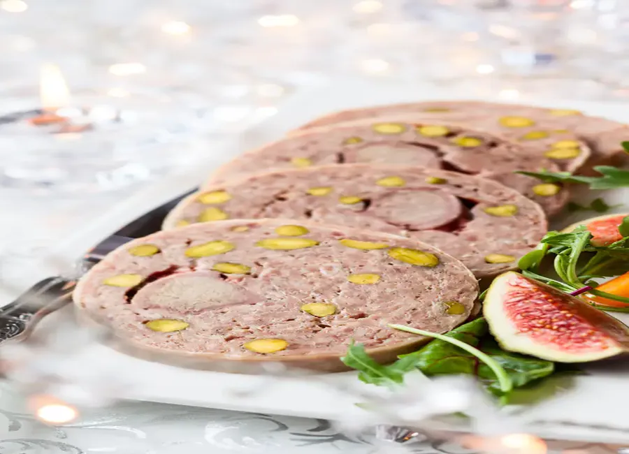 Terrine de canard aux pistaches