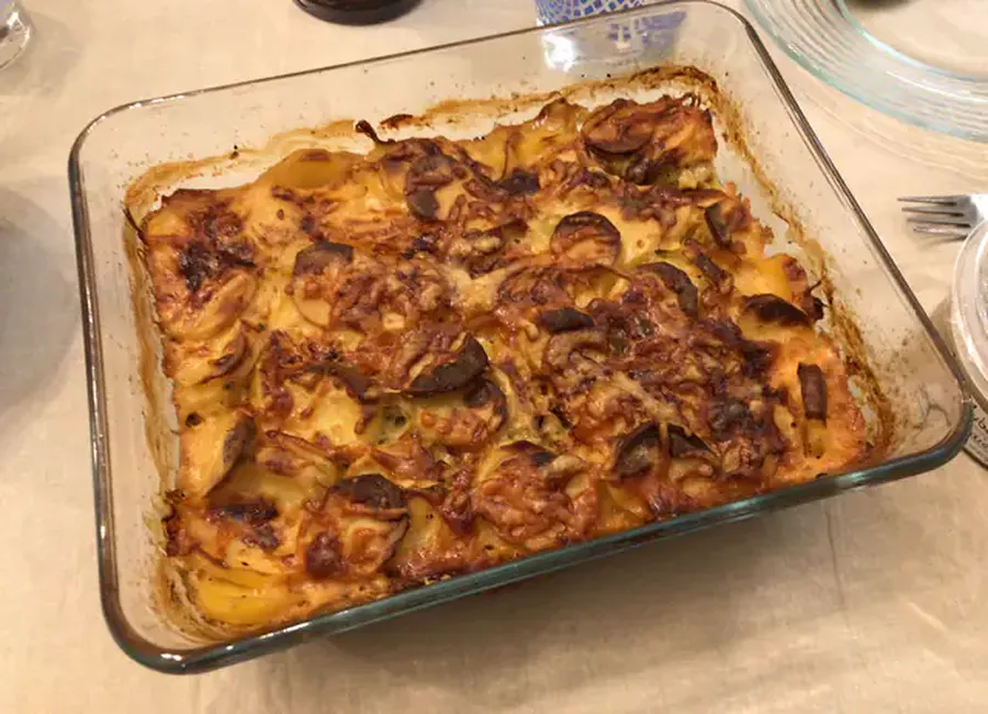 Gratin de pommes de terre et poireaux