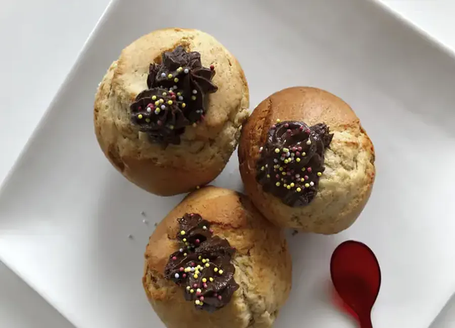 Muffin au beurre de cacahuète, glaçage chocolat