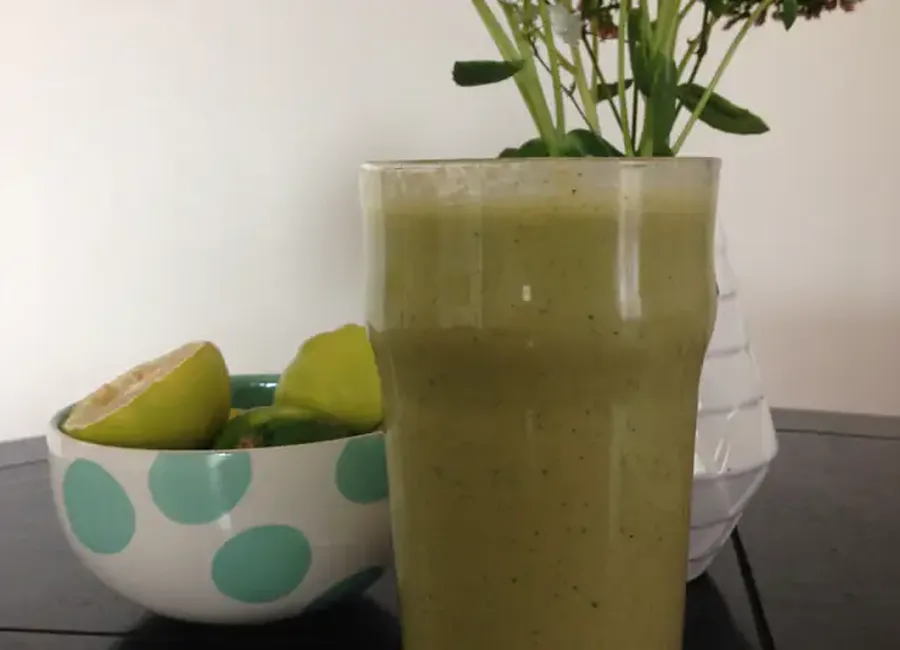 Smoothie vitaminé carotte-orange-banane