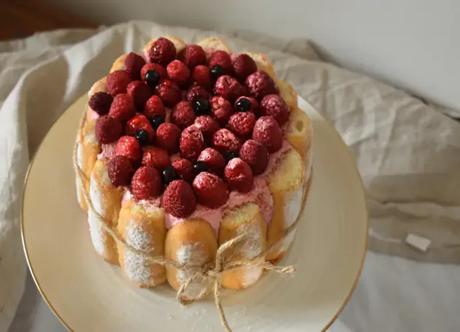 Charlotte aux framboises et mascarpone