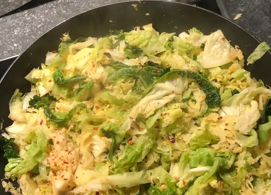Chou frisé au wok inspiration vietnamienne