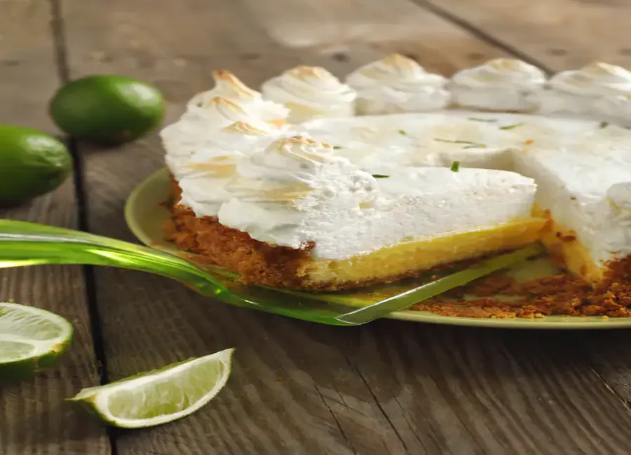 Key lime pie (tarte au citron meringuée)