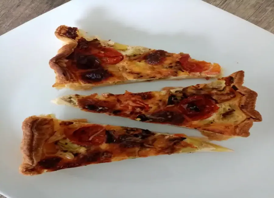 Tarte légère tomates et courgettes