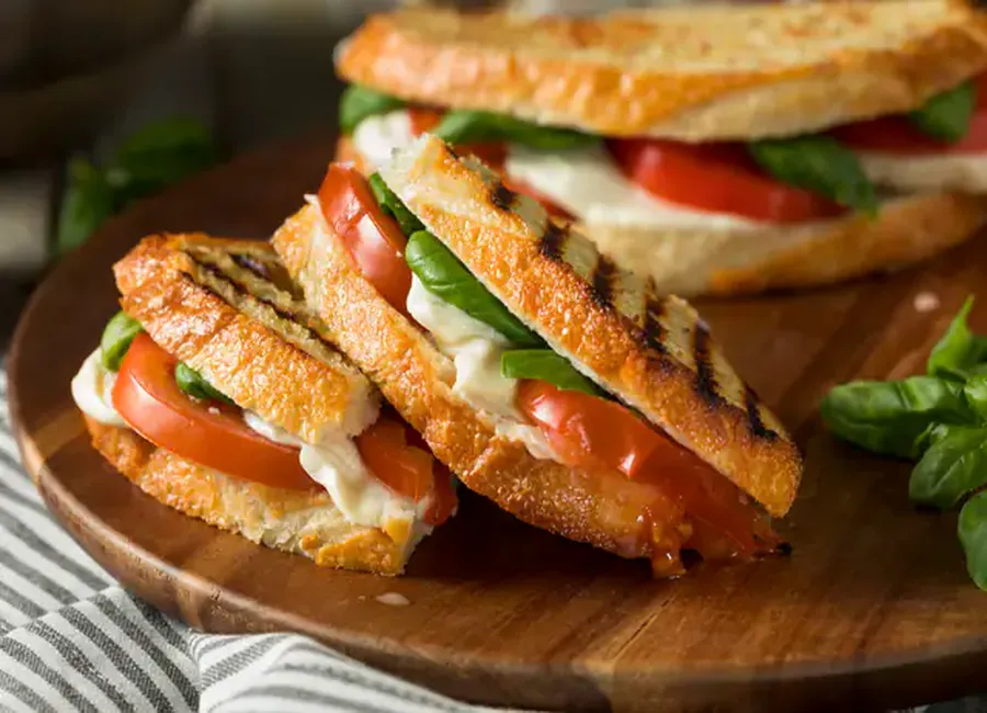 Croque-monsieur italien à la mozzarella