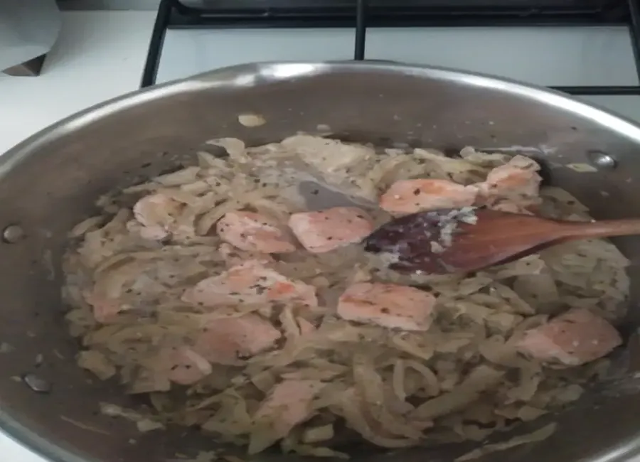Fricassée de saumon au fenouil