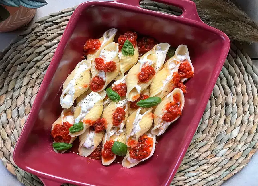 Conchiglioni chèvre, ricotta et tomate