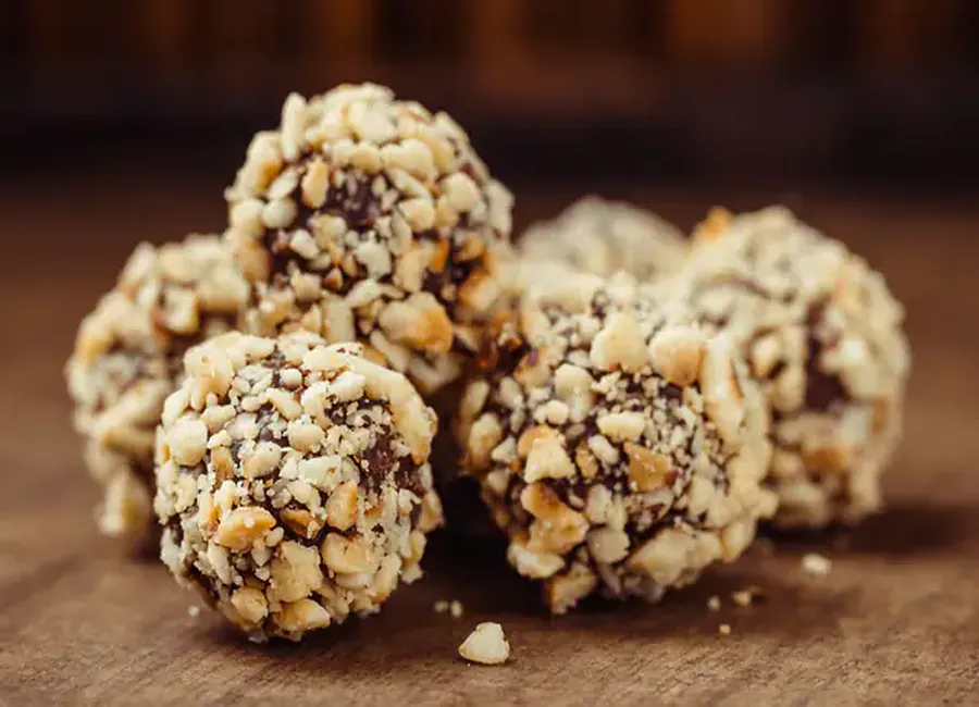 Truffes au chocolat et à la noisette