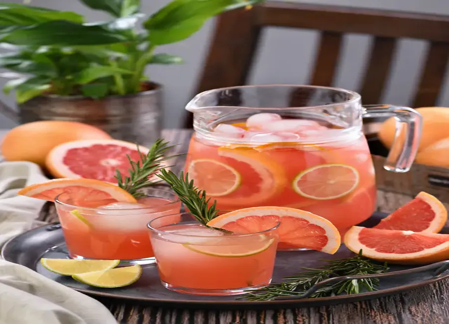 Limonade au pamplemousse et grenadine