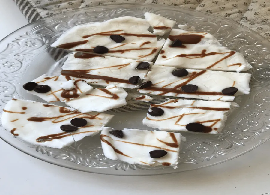 Yaourt glacé au beurre de cacahuète et chocolat
